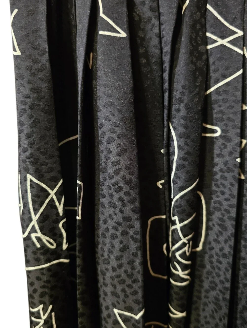 Vintage 90s Liz Claiborne Pleated Midi Skirt Black White Abstract Art 10
